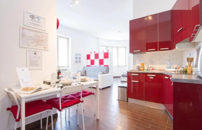 מילאנו Panoramic Plaza Apartment -Loreto 1 מראה חיצוני תמונה